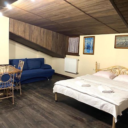 לבוב Квартира В Центрі На Вулиці Лесі Українки 19 מראה חיצוני תמונה